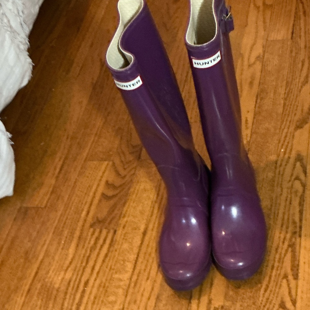 Hunter tall Classic Violet Boots SIZE 7/8